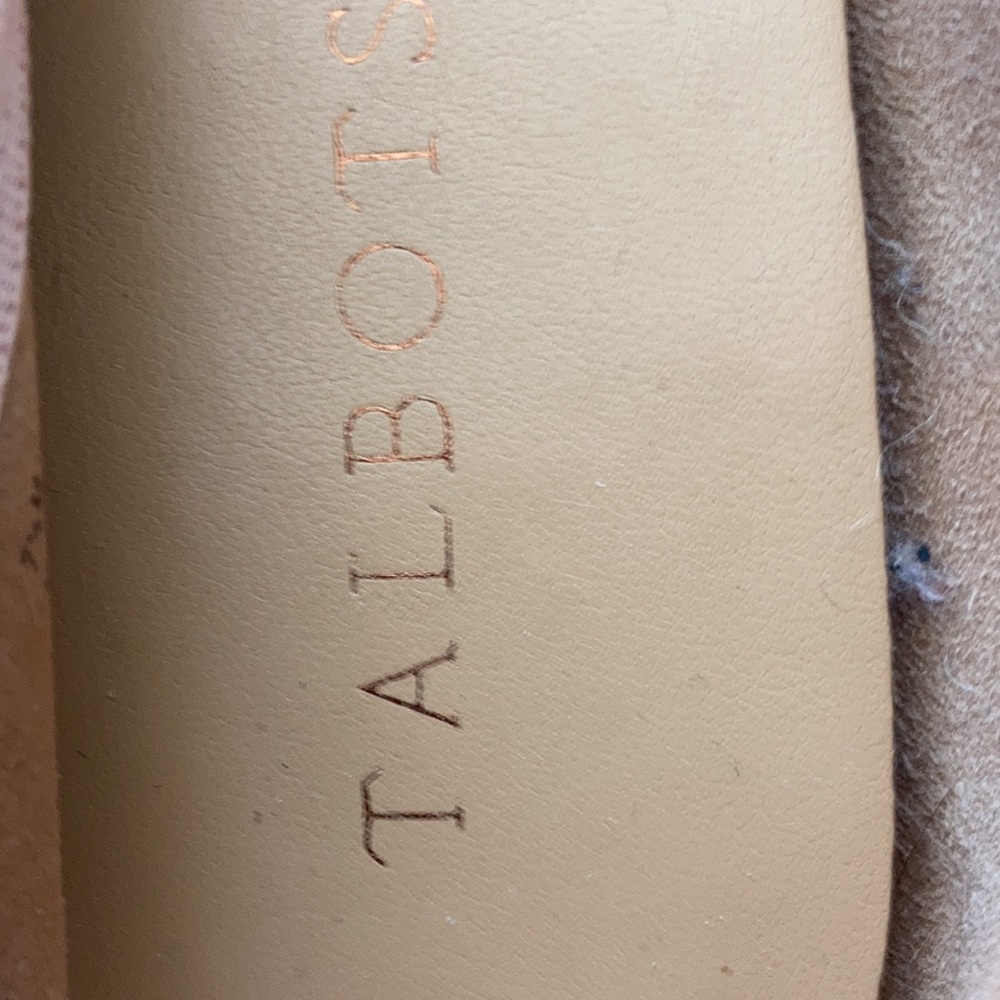 Shoes - Picture 2 of 3
